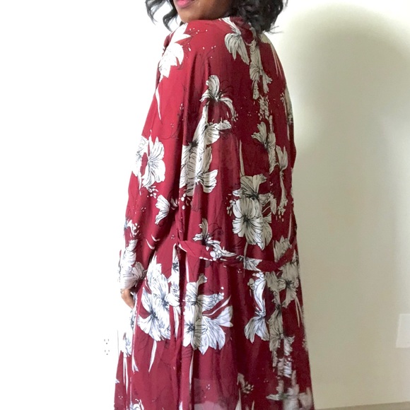 Wine Burgundy Boho Floral Long Sleeve Kimono - Picture 2 of 4